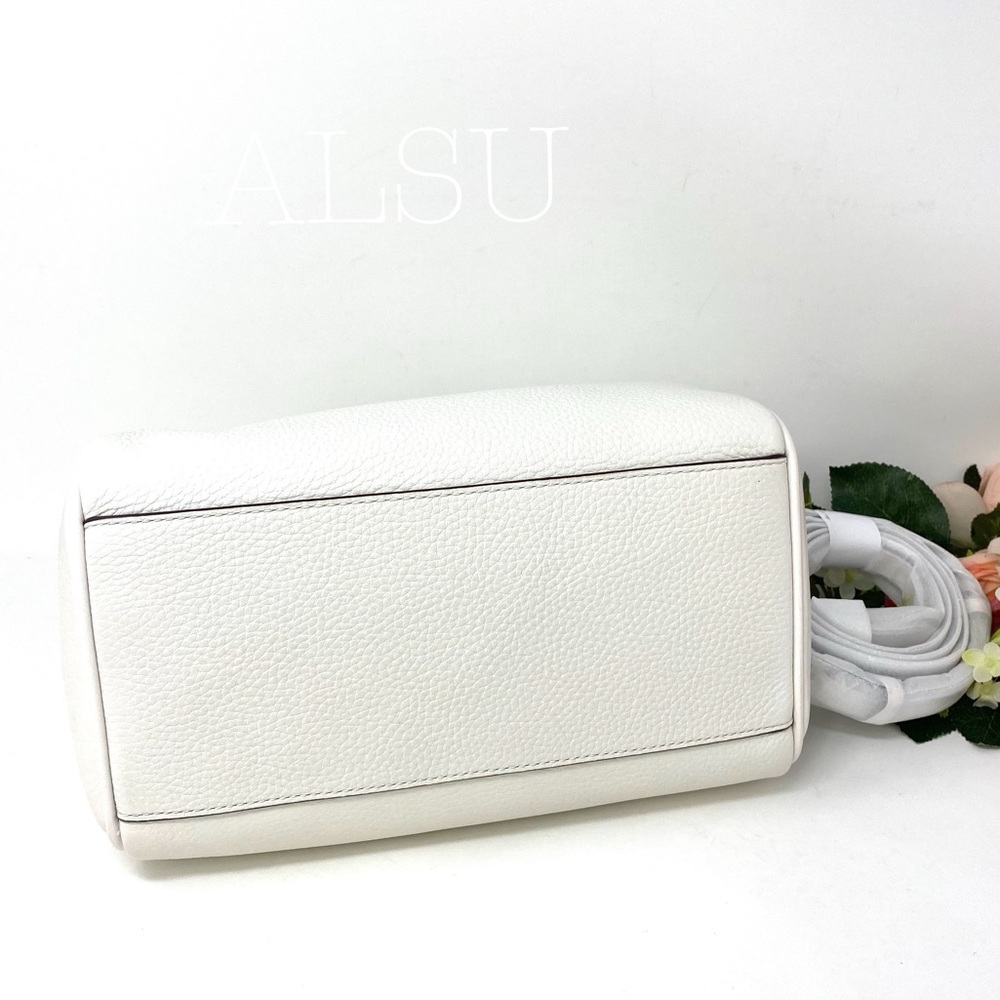 Michael Kors Small Duffel Satchel Le Optic White - Picture 7 of 9